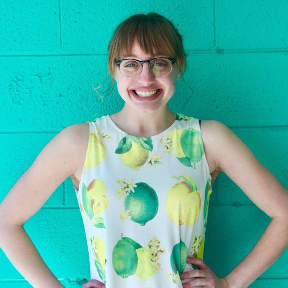 Meet your Posher, Claire - Picture 1 of 1